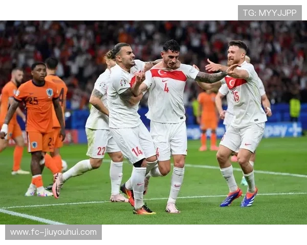 足球后防线的铁血守护者：霸气球员如何主宰比赛局势